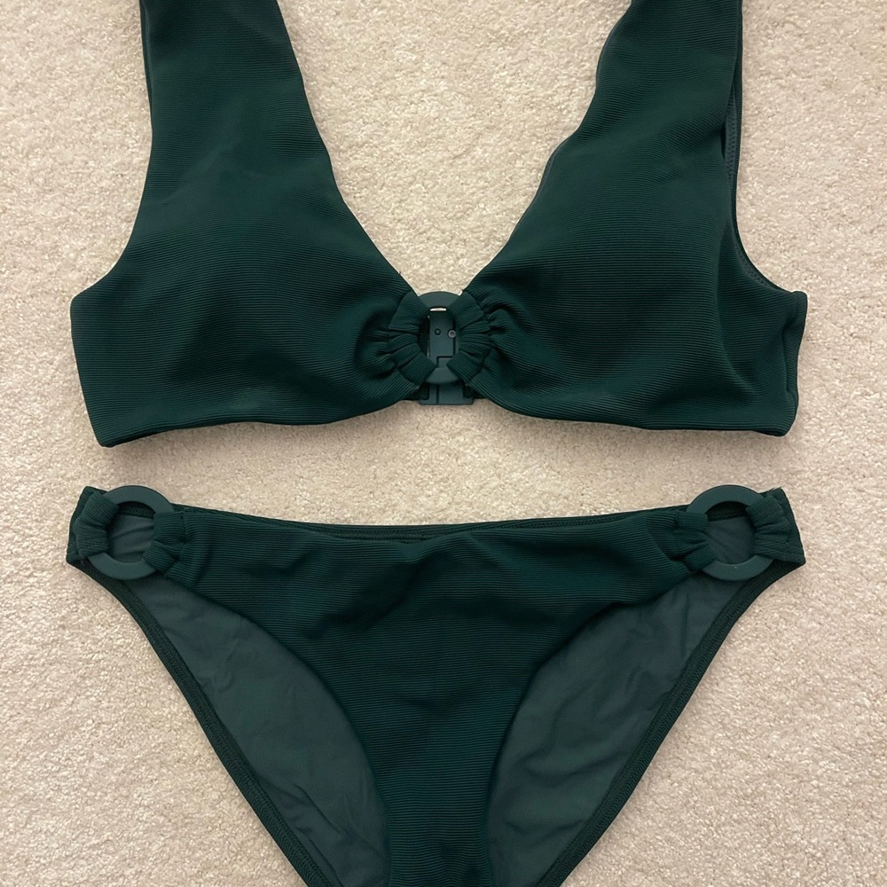 Elegant Dark Green Women's Swimwear Set